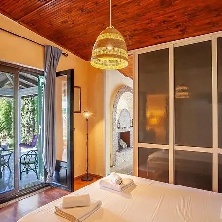 Elegant Marlon With Swimming Pool Villa